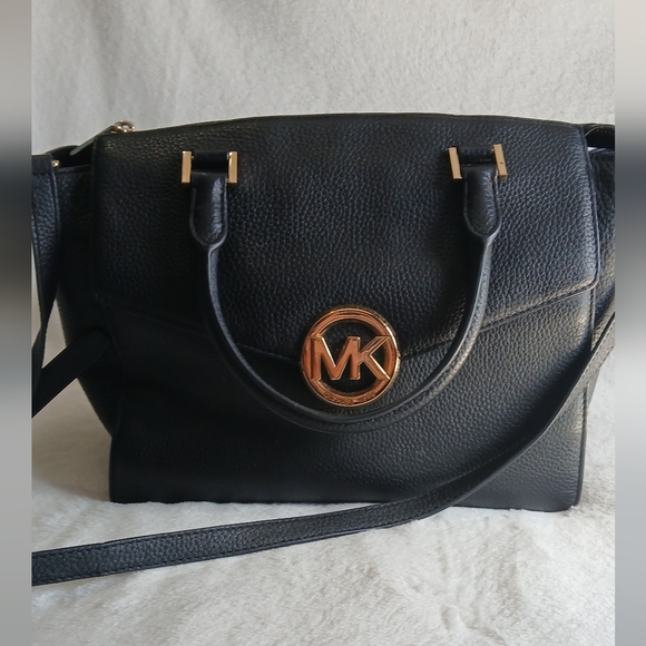 Michael Kors Handbags - Michael Kors Black Leather Shoulder Bag with Gold Accents